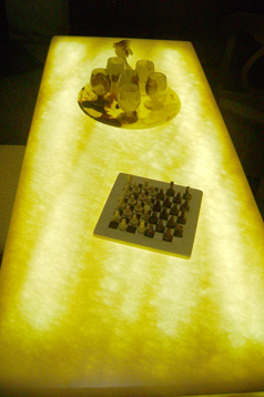 Clicca per aprire l'immagine - Tavolo in onice retroilluminato